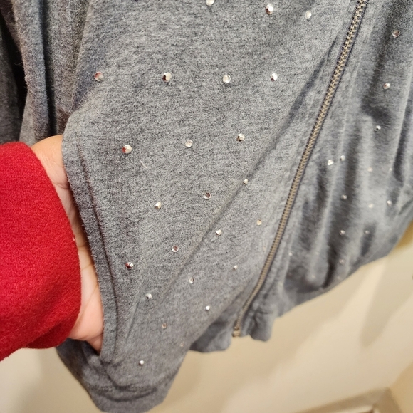 Zenergy by CHICO'S Gray embelished Full zip hooded sweatshirt size 1 - Picture 10 of 12